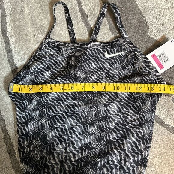 Nike Women's Hydrastrong Tie Dye Crossback One Piece Swimsuit - Picture 7 of 10